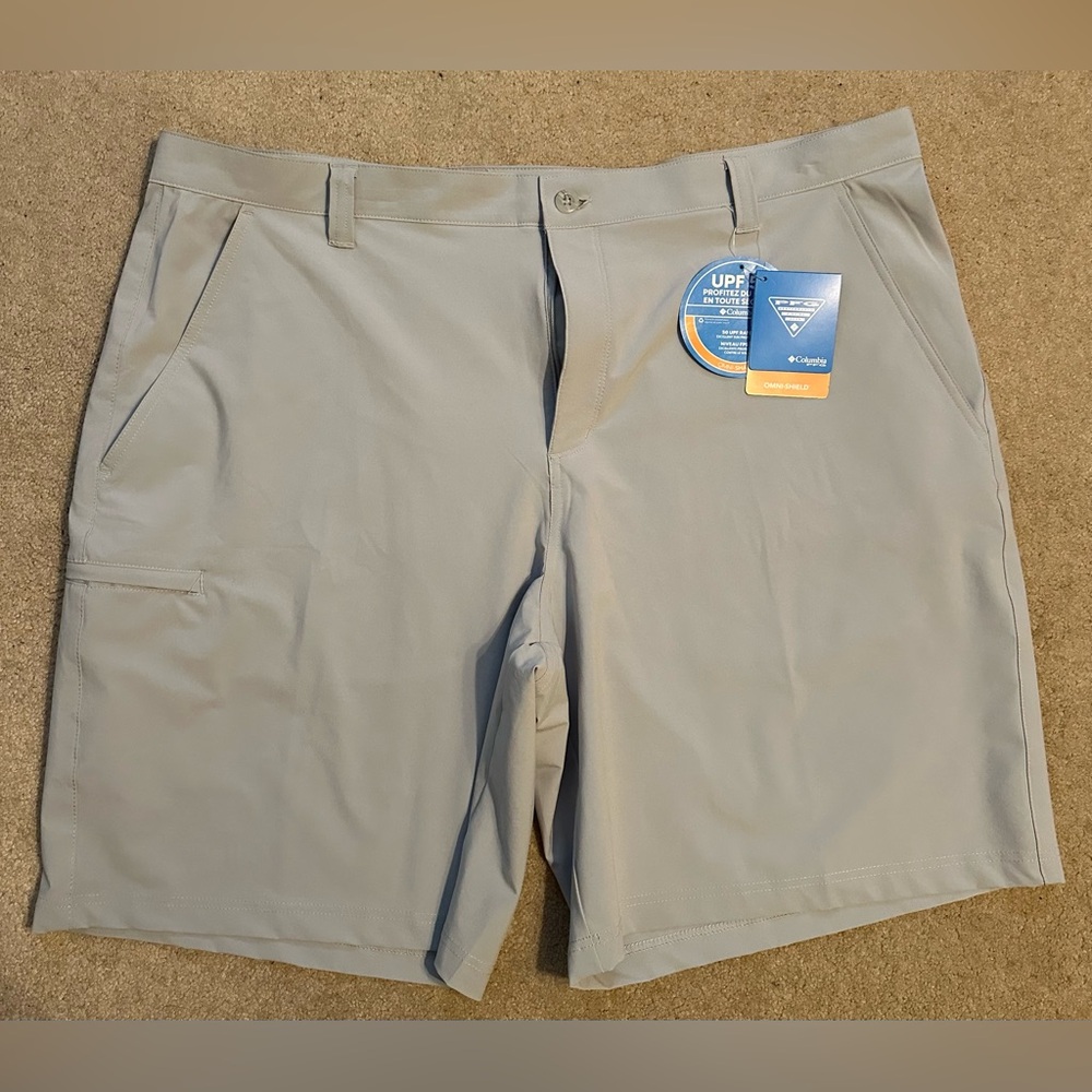 Columbia Gray Men's Shorts